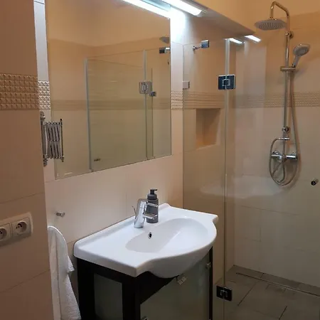 Mieszkanie 70 M2 Bardzo Blisko Centrum Apartment *